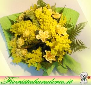 Bouquet mimosa e roselline.